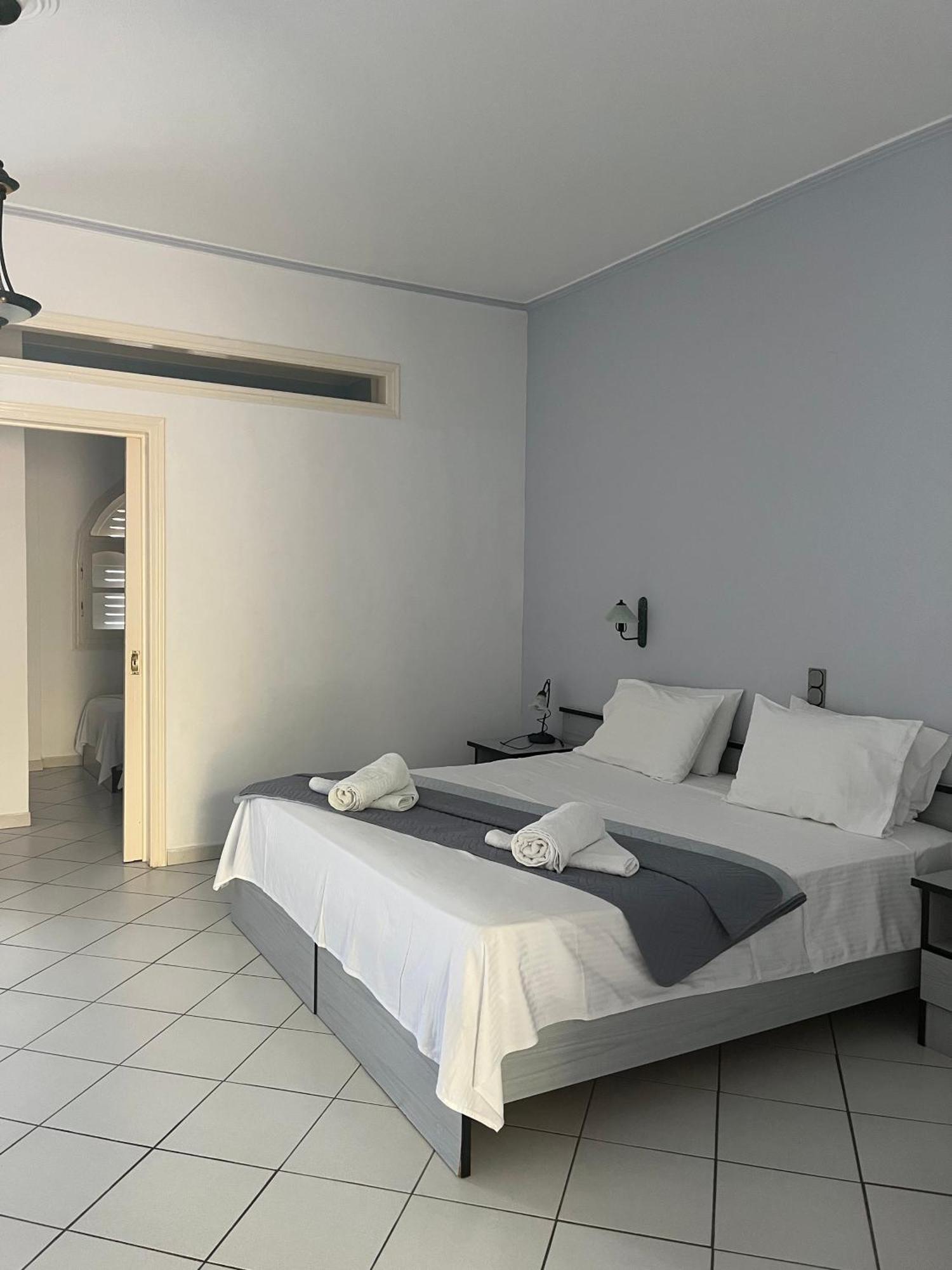 Dolphin Apartments 1 ปาร์กา ภายนอก รูปภาพ