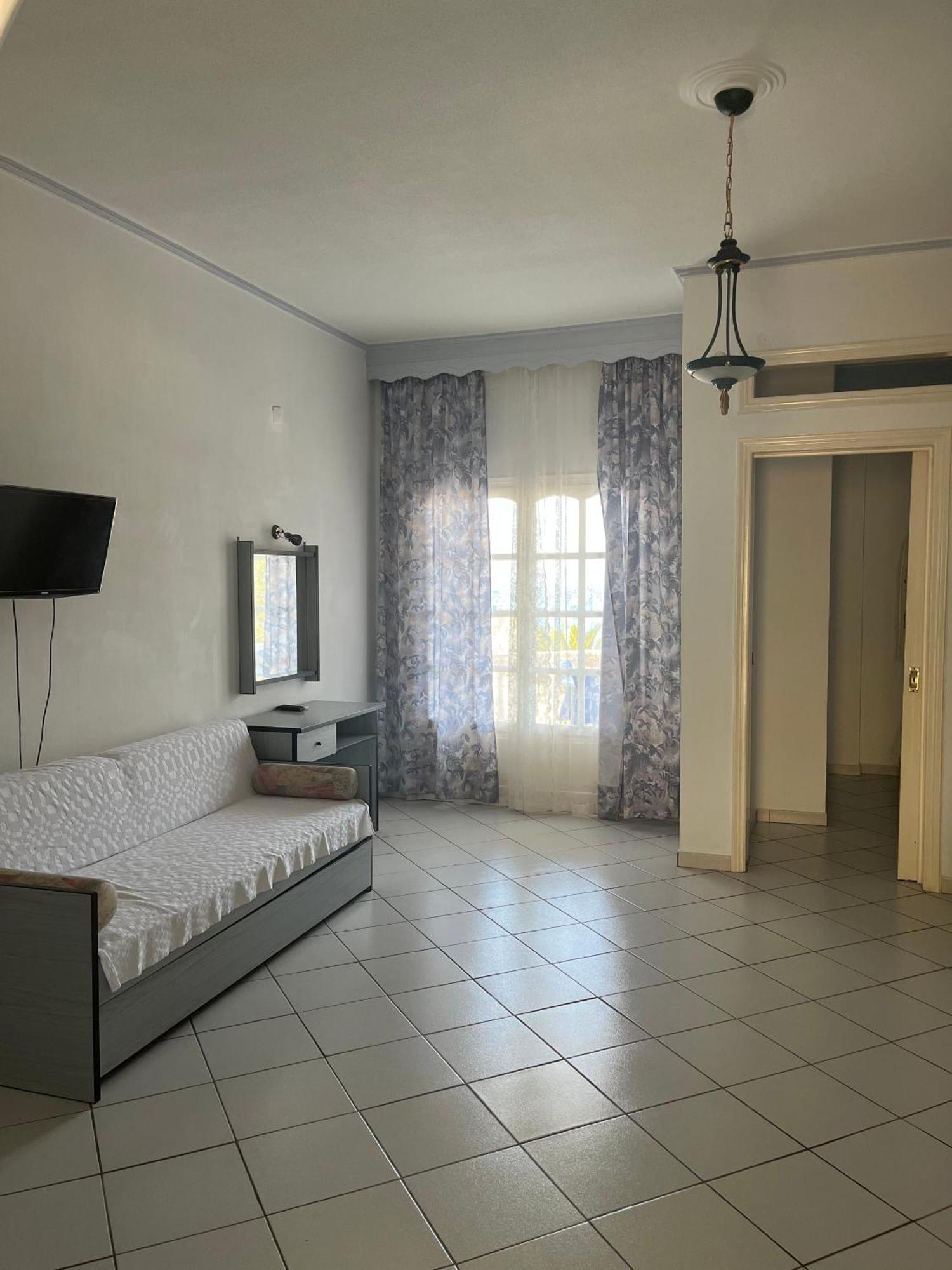 Dolphin Apartments 1 ปาร์กา ภายนอก รูปภาพ