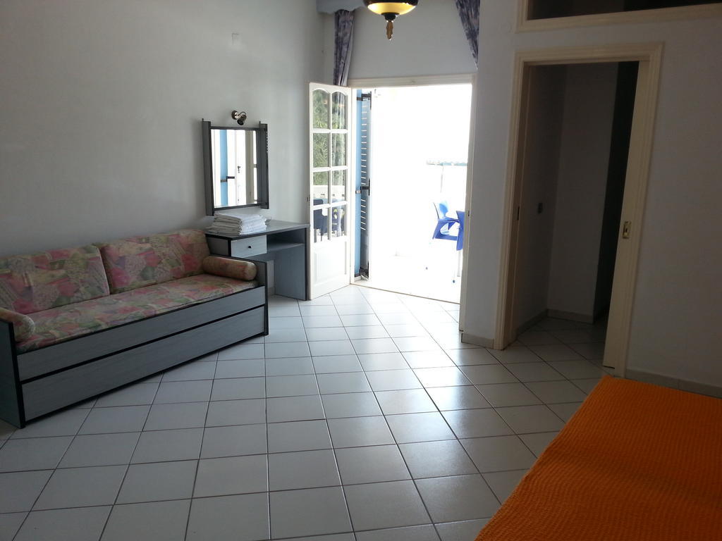 Dolphin Apartments 1 ปาร์กา ภายนอก รูปภาพ