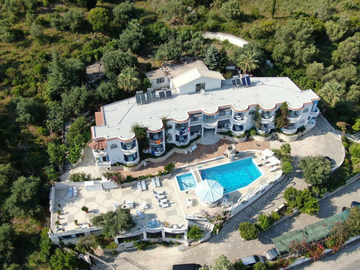 Dolphin Apartments 1 ปาร์กา ภายนอก รูปภาพ